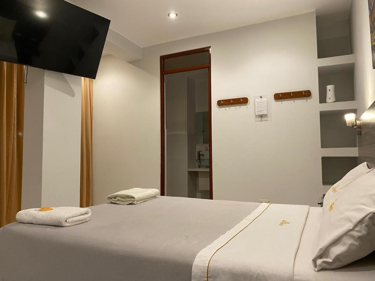 Millennium Hotel Corporative San Vicente de Canete Ngoại thất bức ảnh