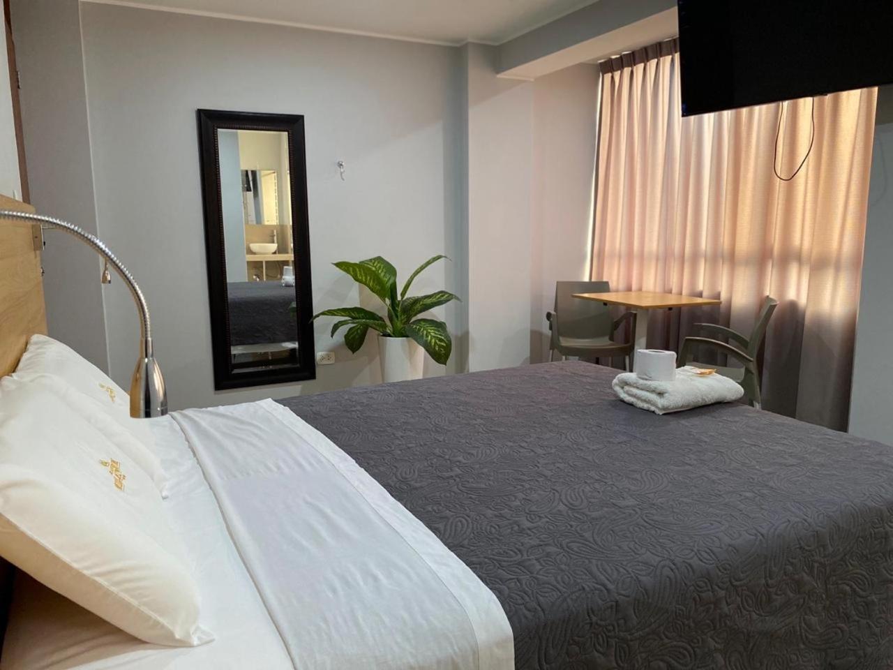 Millennium Hotel Corporative San Vicente de Canete Ngoại thất bức ảnh